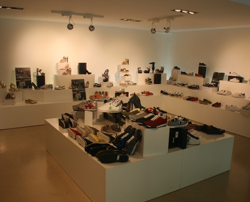 Showroom60-9